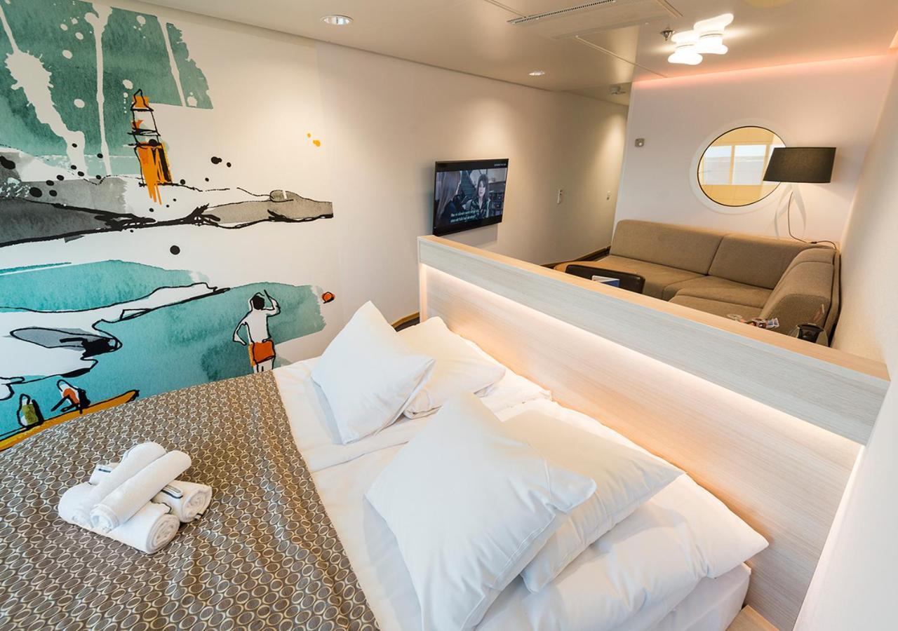 Viking Line Ferry Viking Cinderella - 2-night Cruise Stockholm-helsinki-stockholm * Stockholm