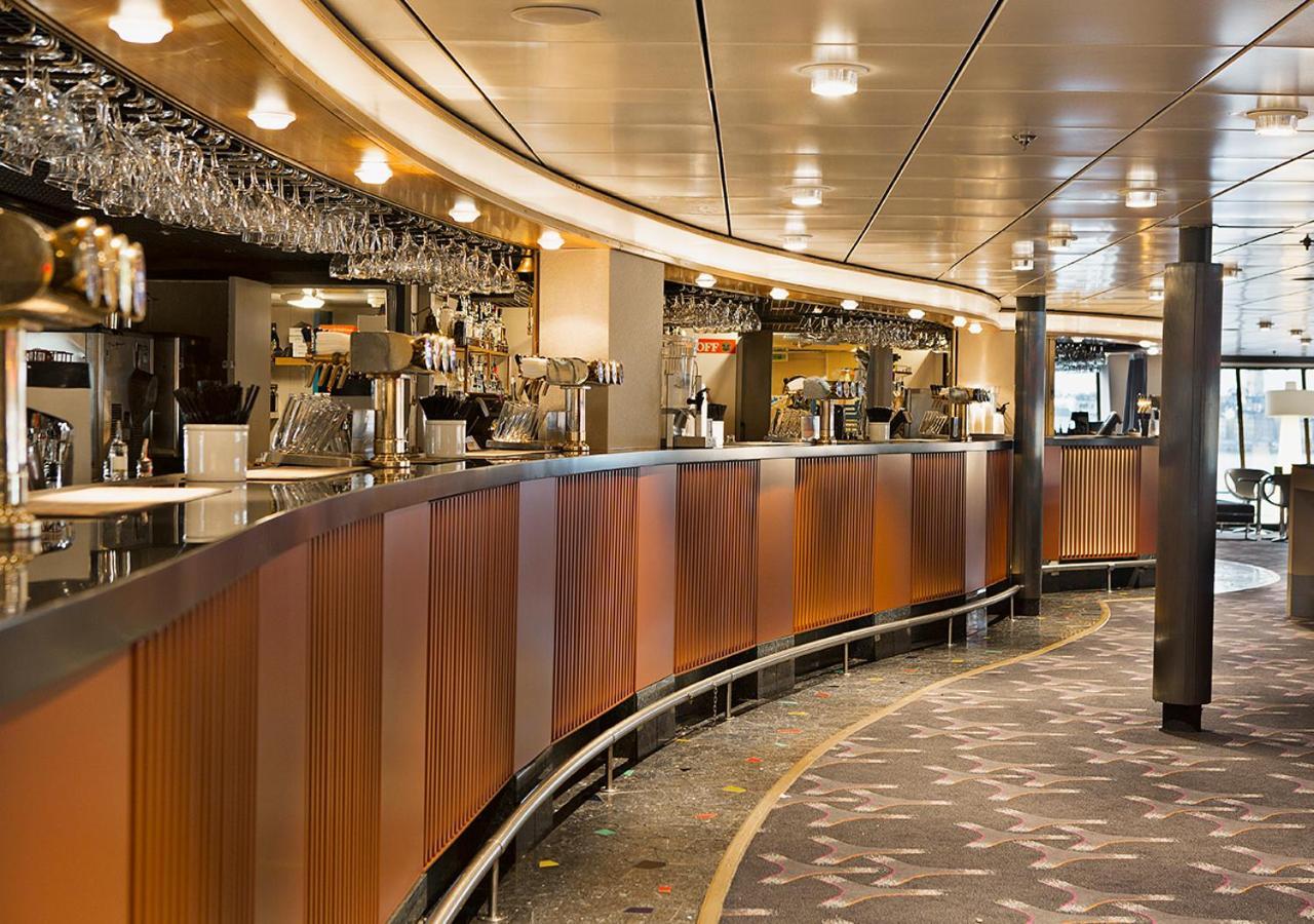 Viking Line Ferry Viking Cinderella - 2-night Cruise Stockholm-helsinki-stockholm  *